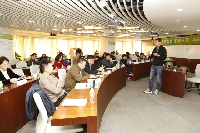 創創飯堂 | 創業成功可以復制?池宇峰:首先把握創業成功的路徑規律